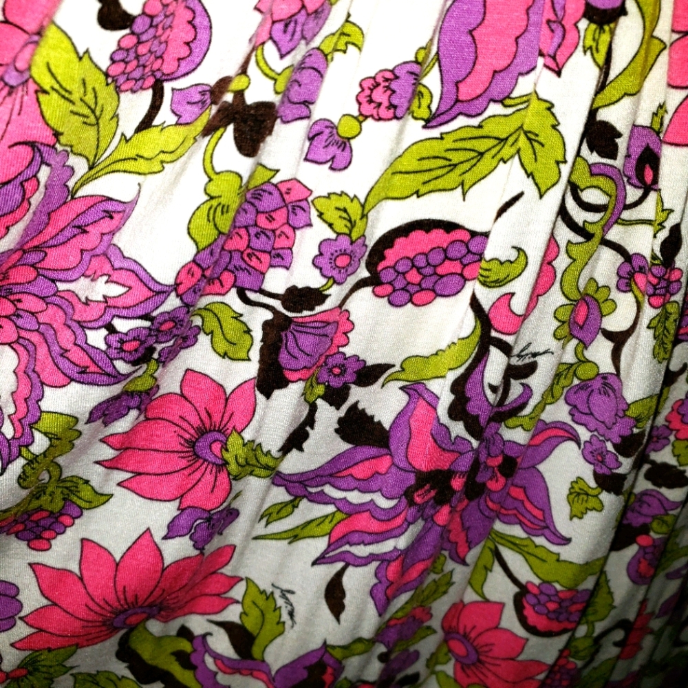 Dress - Picture 3 of 6